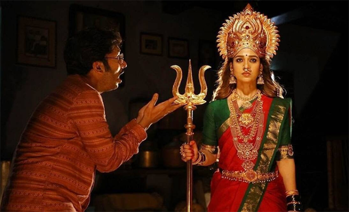 mookuthi amman movie review